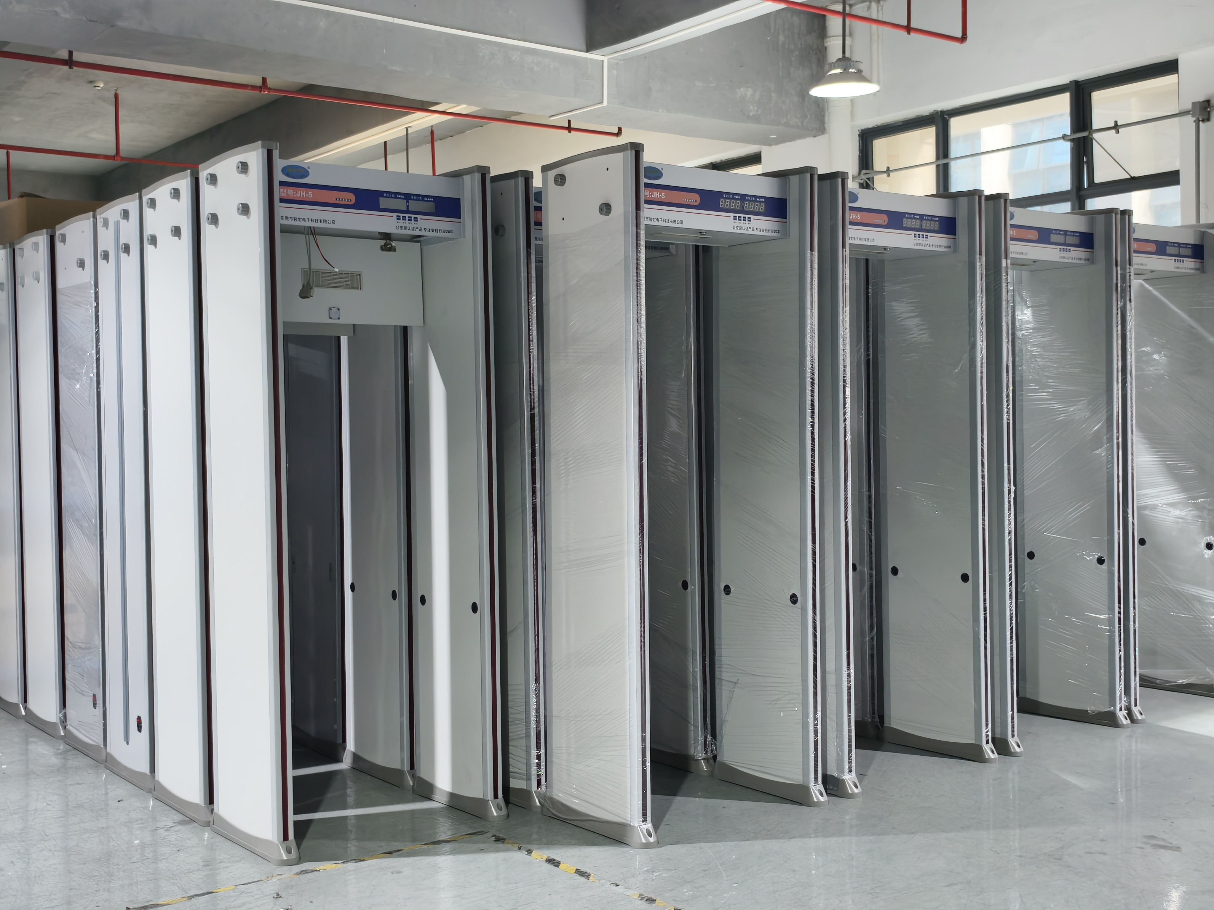 Ready to Ship Best Price High Sensitivity Detection Security Gate & Turnstile All-in-One Machine