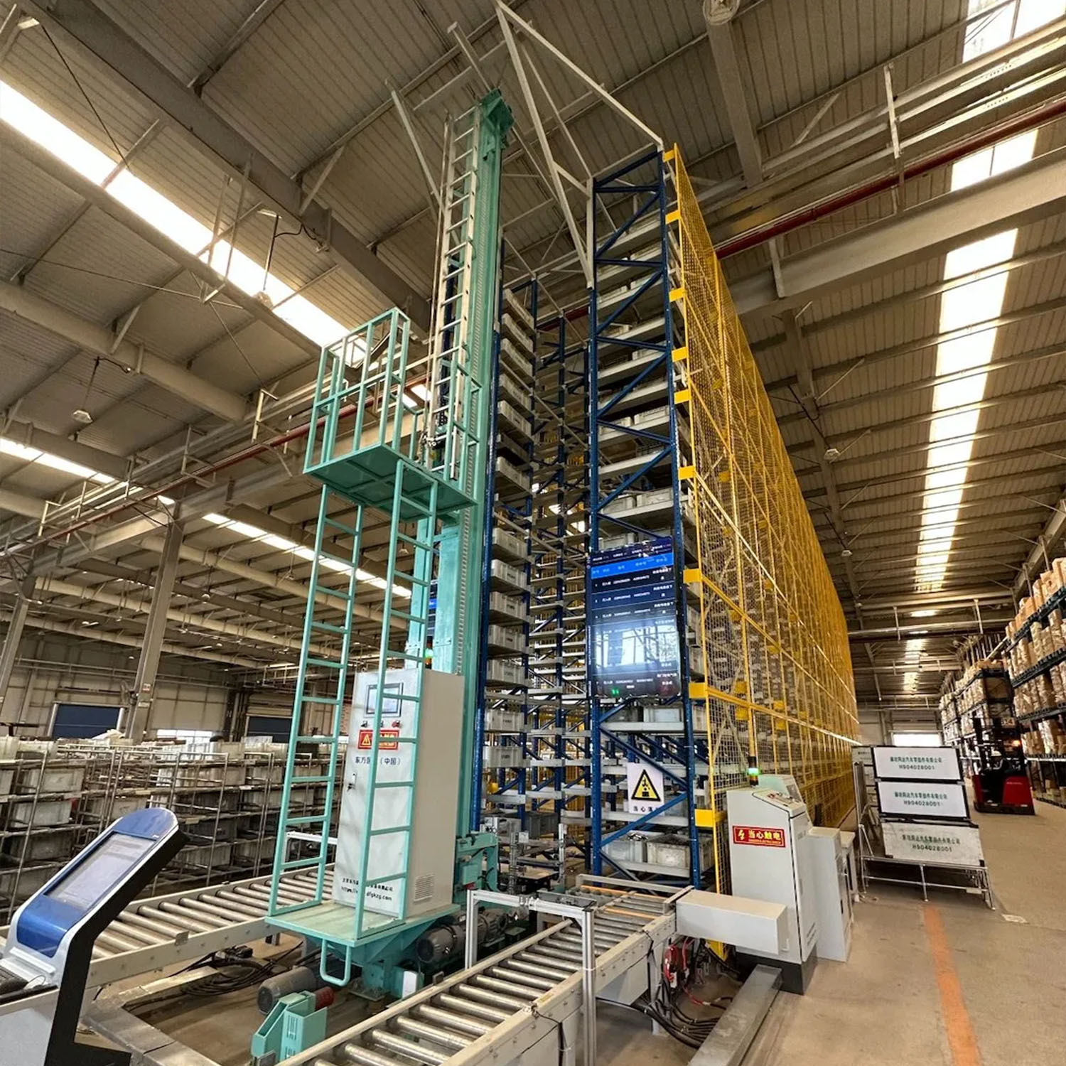 Custom ASRS Integration &amp; Robotic Automated Storage Retrieval Systems Steel Material for Efficient Warehouse Solutions