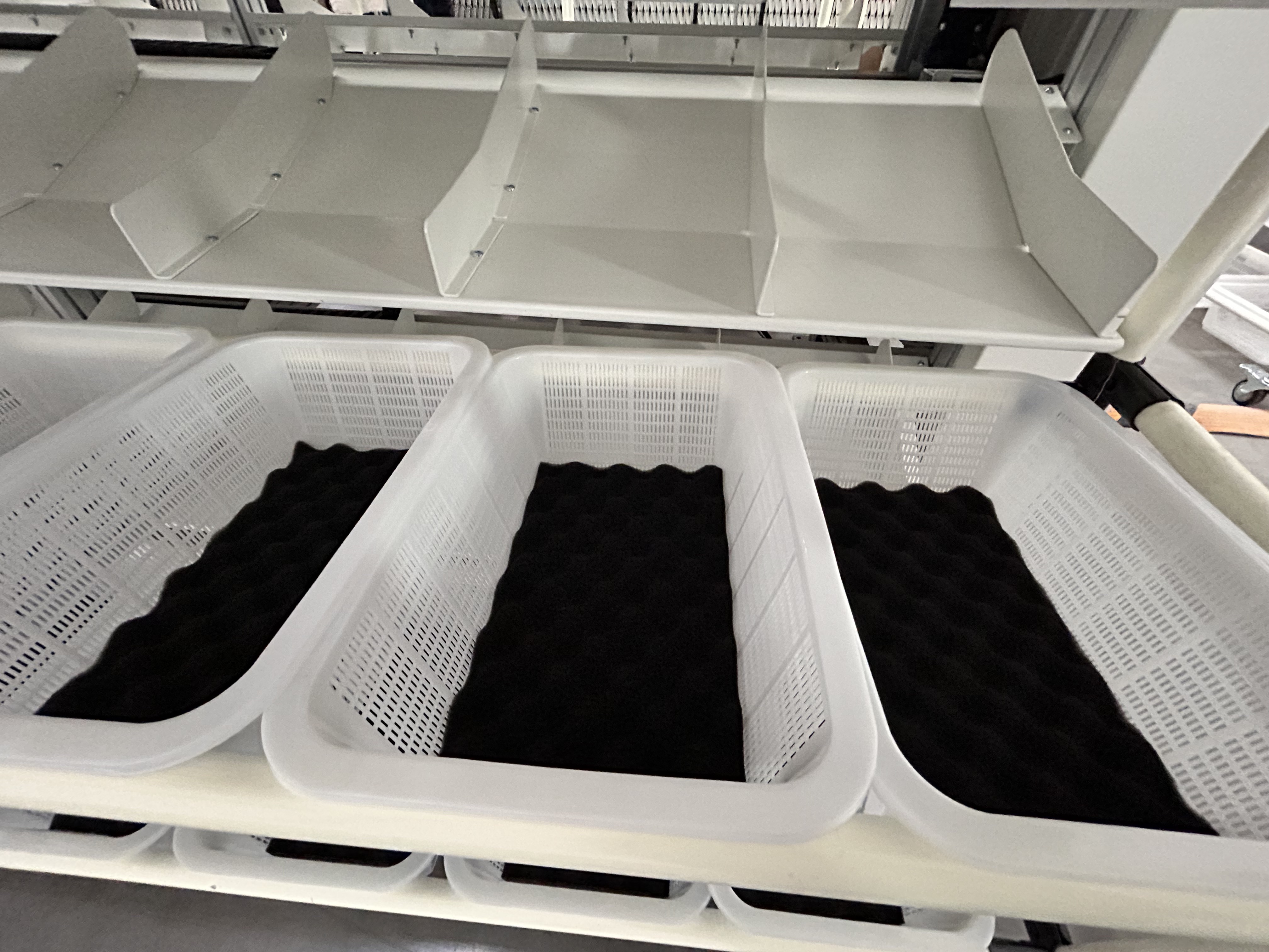 High Quality Custom Logistics Warehouse Automated AGV Robot 3D Put Wall Solution For E-commerce Order Fulfillment
