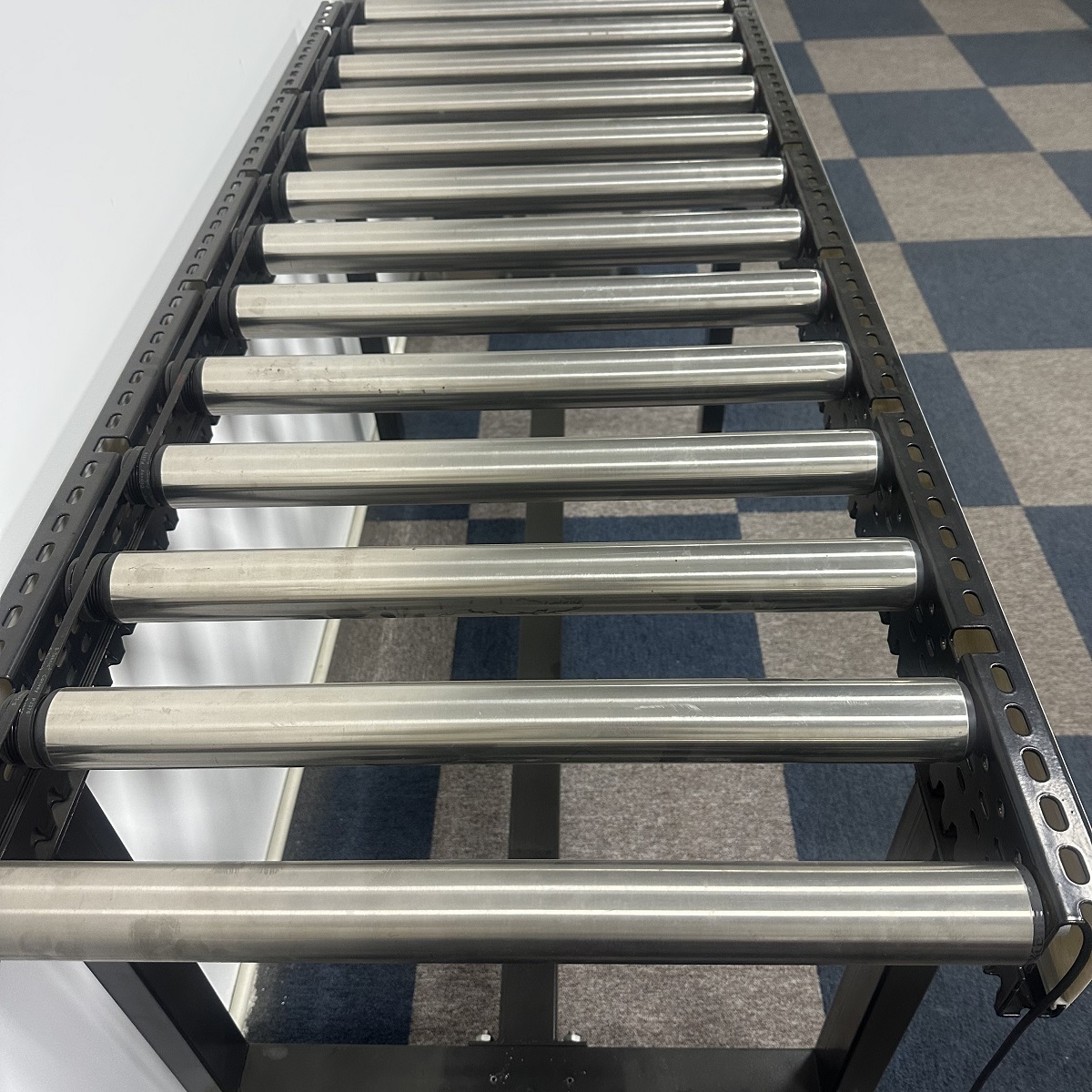 High Speed Parcel Sorting Conveyor System Parcel Express Sorter Automatic Machine Logistic Solution ODM OEM Conveyor