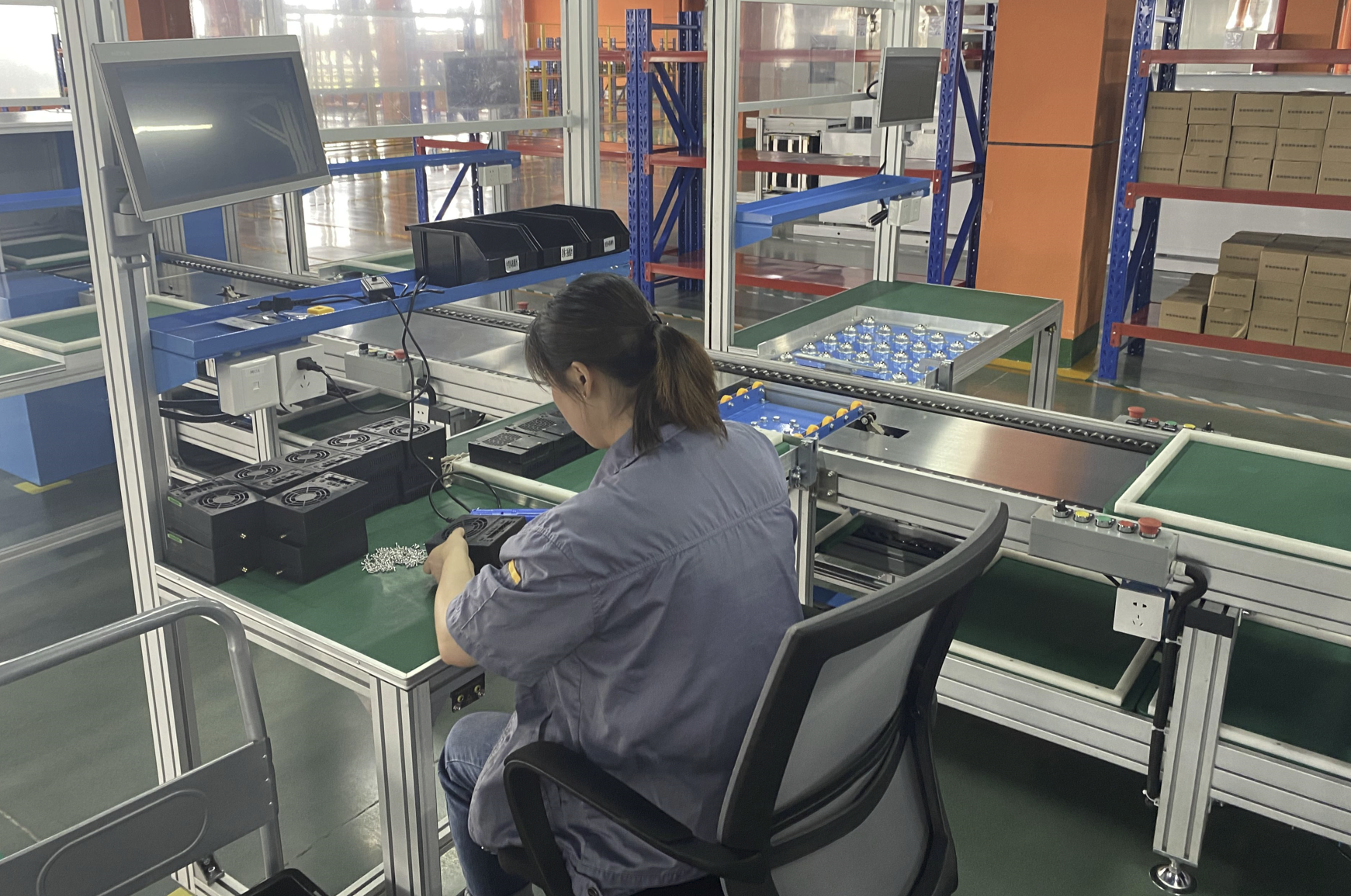 MV Instrument Box Double-Speed Chain Conveyor Production Line
