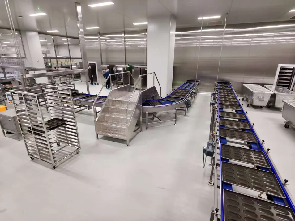 Horizontal Belt Conveyor Production Line with Vibrating Feeder for Uniform Distribution on Belt
