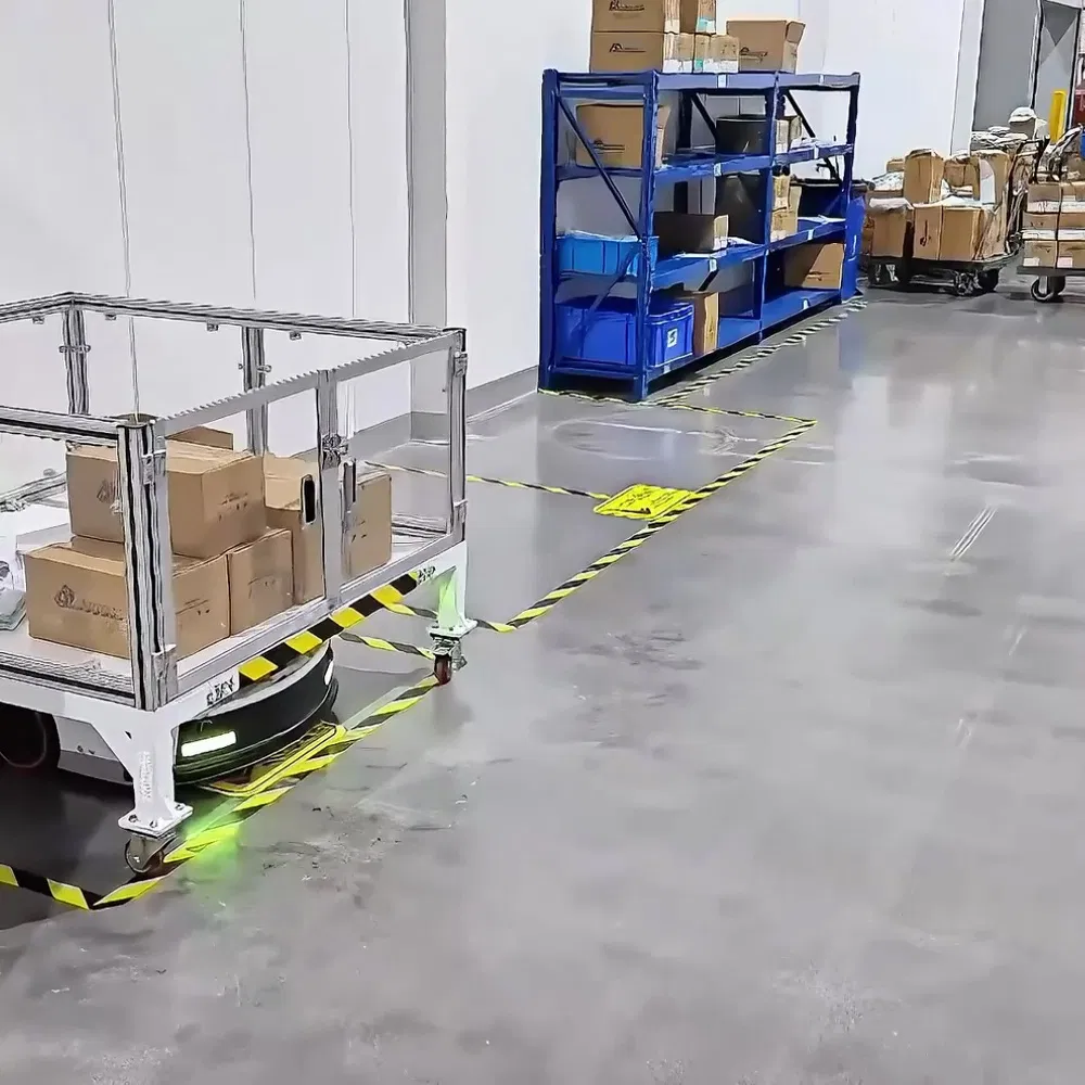 Smart AMR Solution for Efficient Intralogistics and Pallet Movement