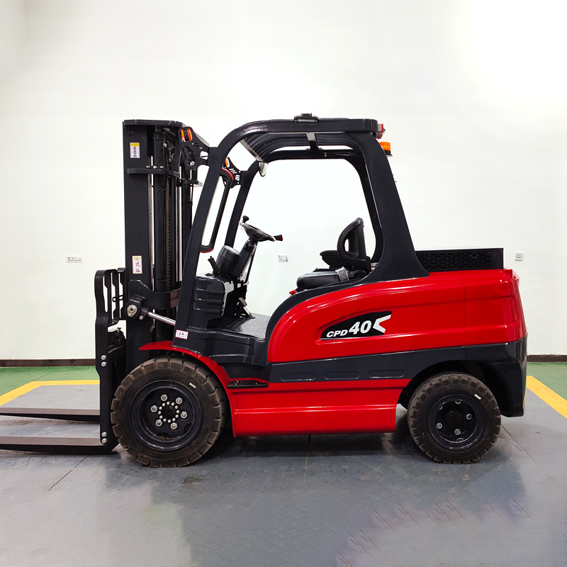 Electric Tow Tractor With Forklift For Airport And Factory Logistics