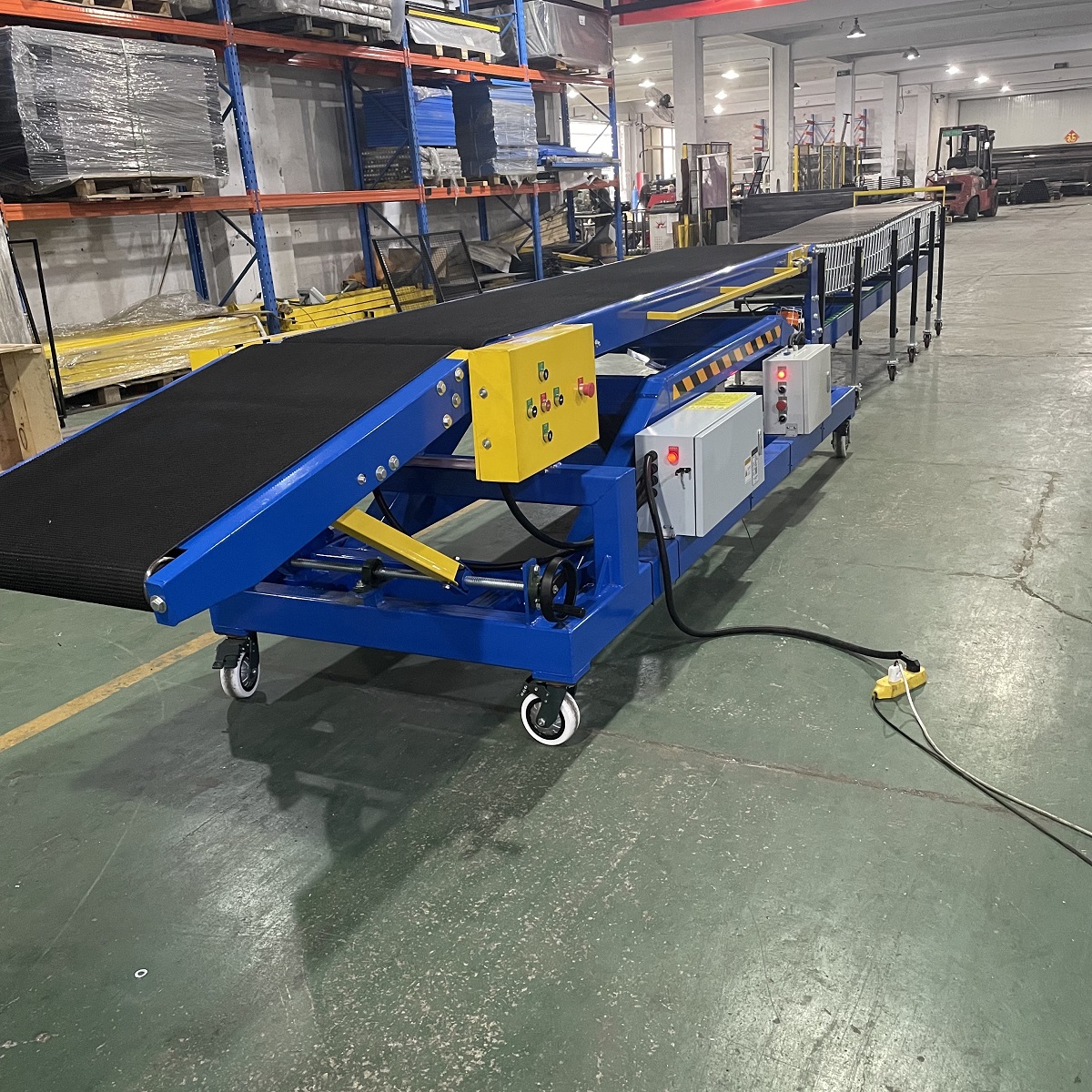 Mobile Container Automatic Container Loading and Unloading Machine for 20ft/40ft Containers - Warehouse &amp; Port Use