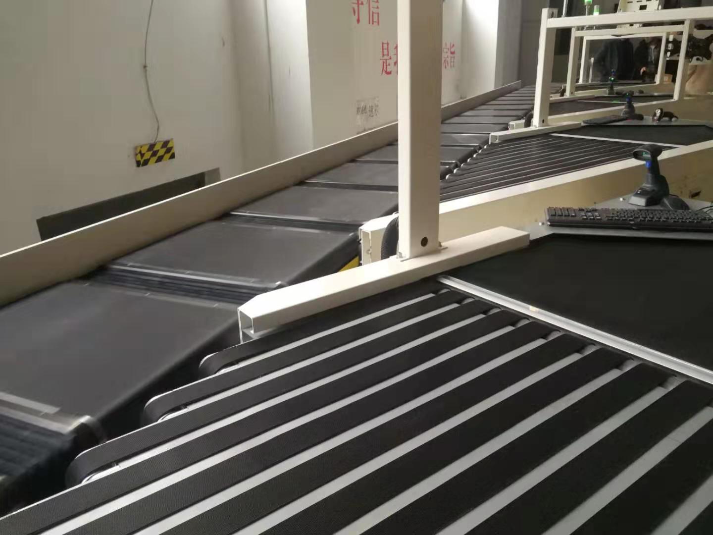 Irregular Parcel Sorting Machine Cross Belt Sorter For Sorting Parcel At Postal Express E-commerce