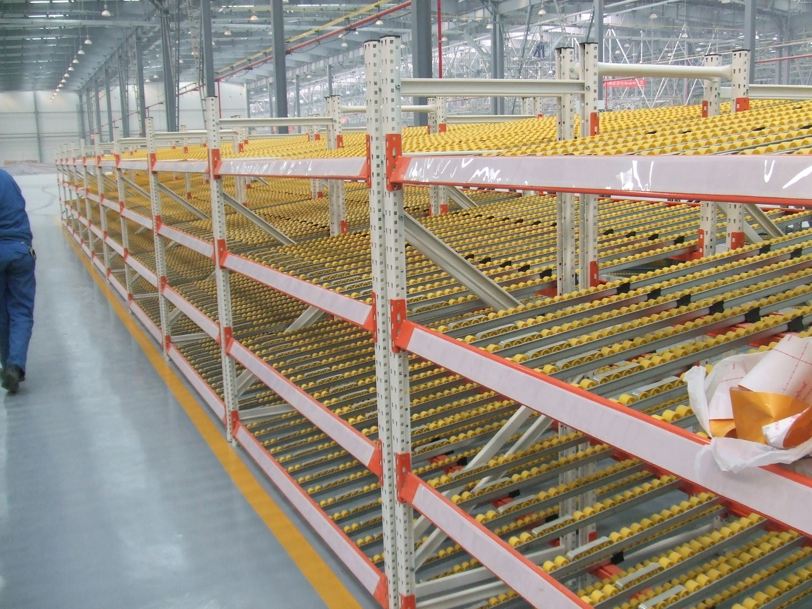 Carton Flow Shelf System