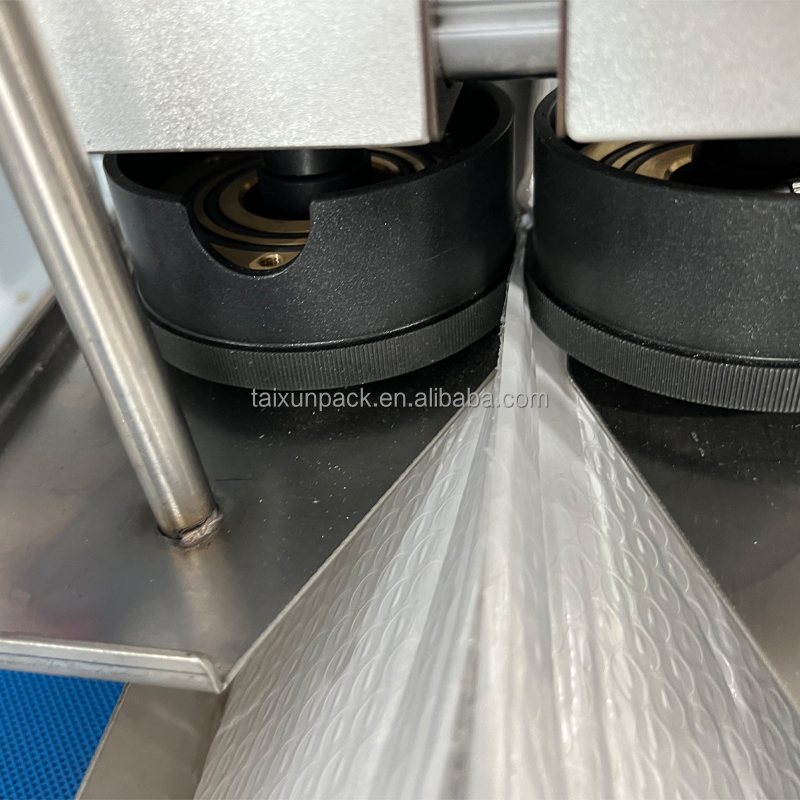 Automatic Air Bubble Film Flow Wrapper Machine for E-commerce Parcel Courier Bag Poly Mailer with PLC Servo Control System