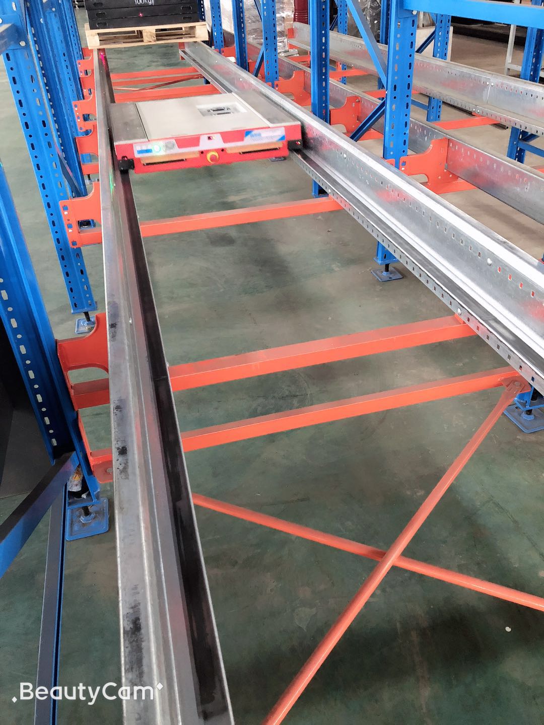 Freeze-Ready Shuttle System, Minus 30 &deg;C Automated Storage Robot for Cold-Chain Warehouse Automation with WMS Integration
