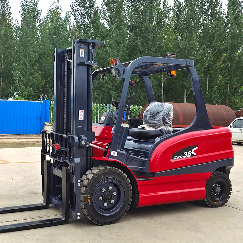 Electric Tow Tractor With Forklift For Airport And Factory Logistics