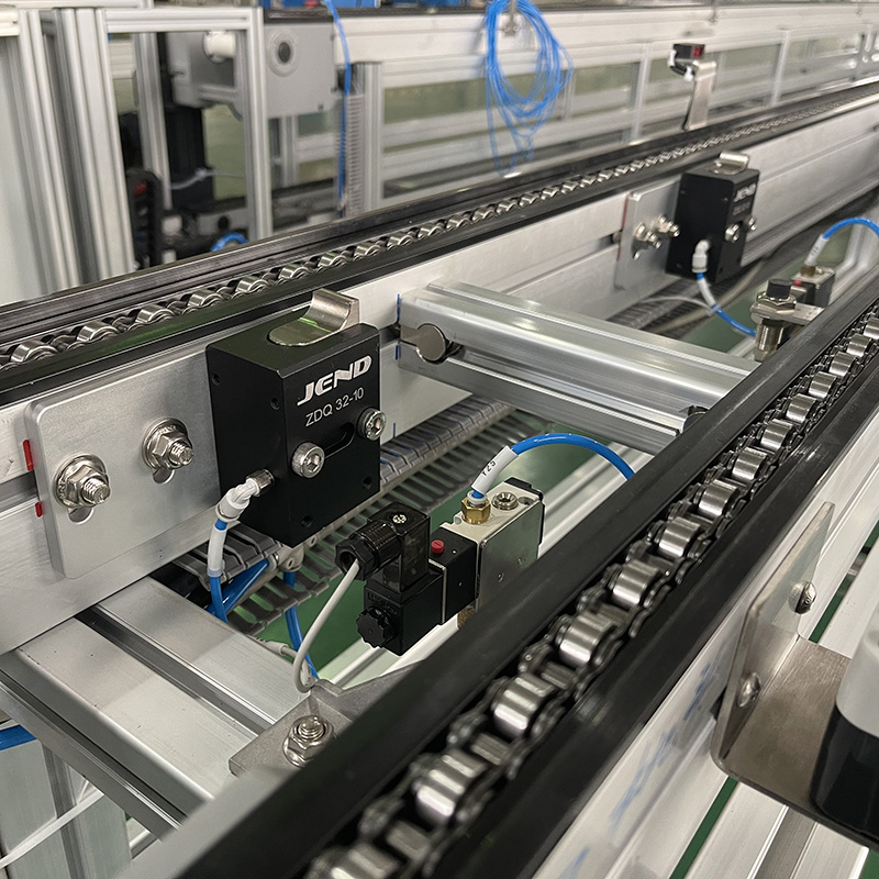 Single speed chain conveyor