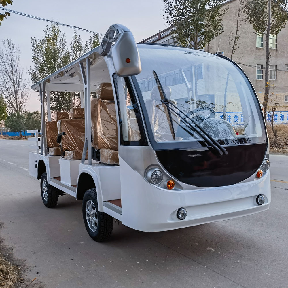 Factory Directly Supply Chinese Electric Cartoon Sightseeing Bus Coach with Variety of Cartoon Appearances 8-Passenger 30km/h