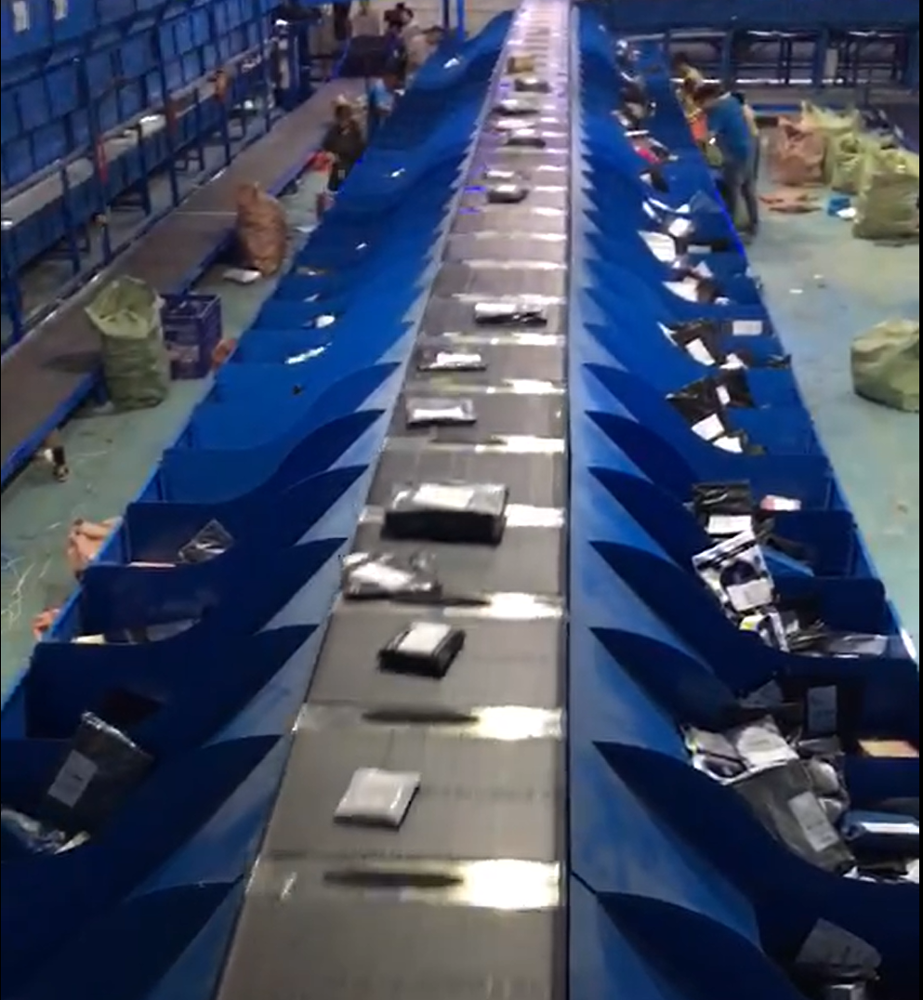 Widely Used Cycling Economical Sorting Machine Sorting System For Express/ Logistics/ Mail/ E-commerce Parcel Sorting With DWS