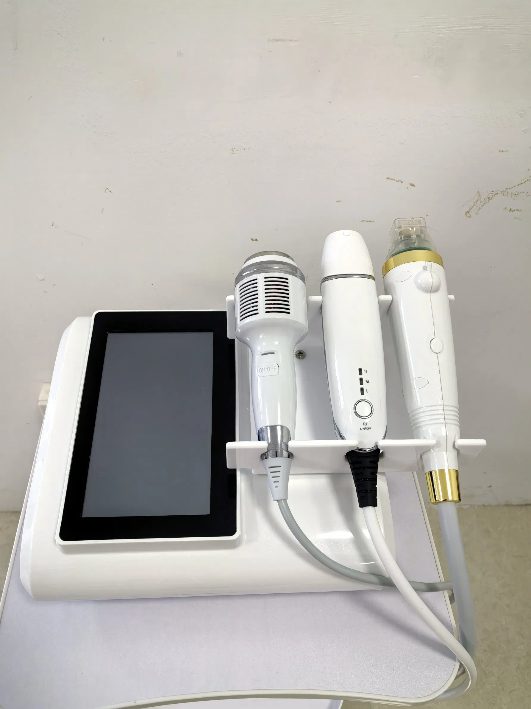 Precision 3-in-1 Gold RF-Hifu Microneedle Wrinkle Reduction System