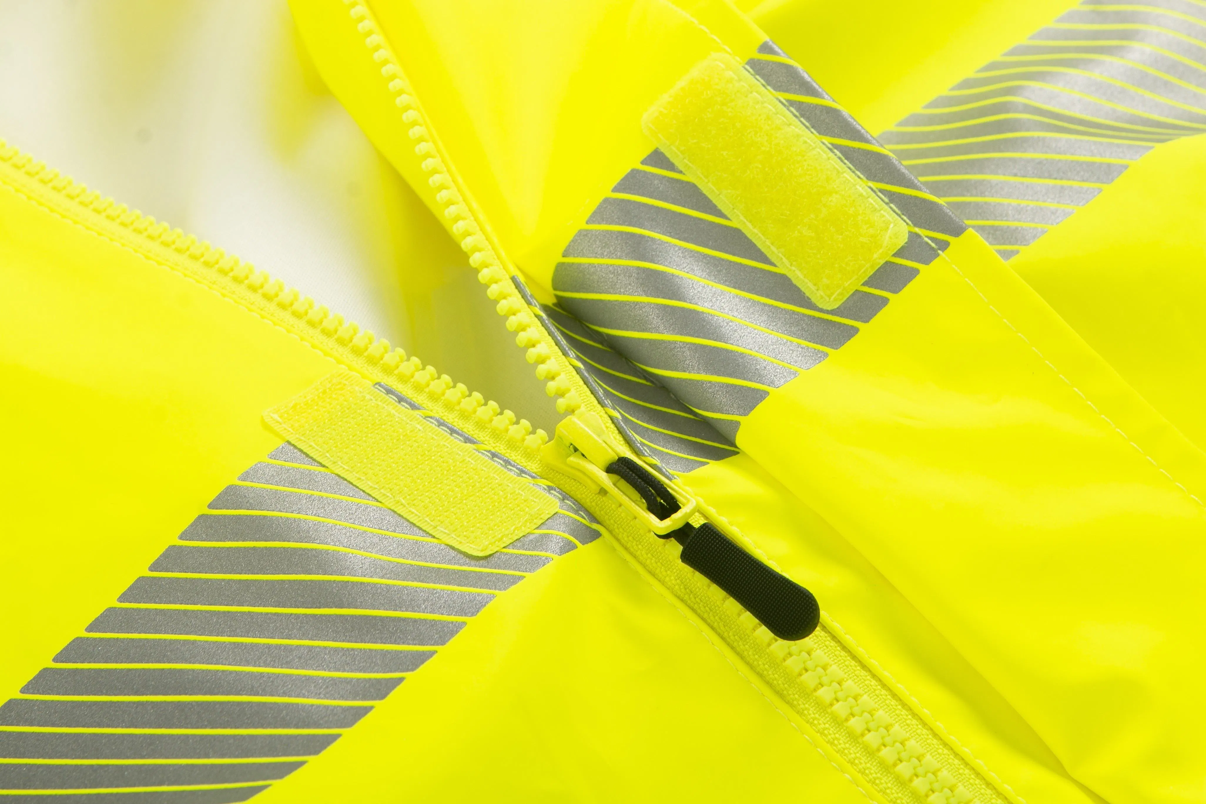 OEM Factory Fr Workwear Fluorescent Hi Vis Safety Reflective Rain Coat Waterproof Jacket