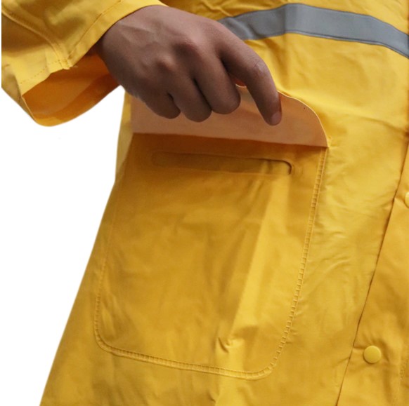 Raincoat details 7