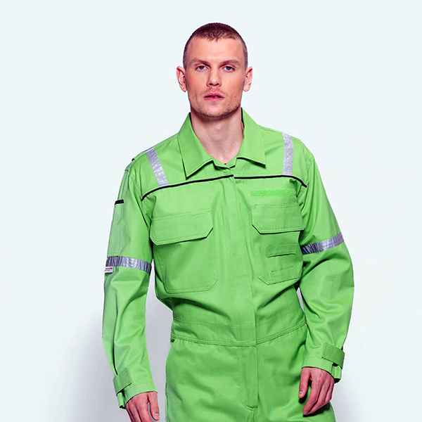 Oil And Grease Resistant Chemical Protective Coveralls For Petrochemical Industry And Gas Plants Industrial Uniform