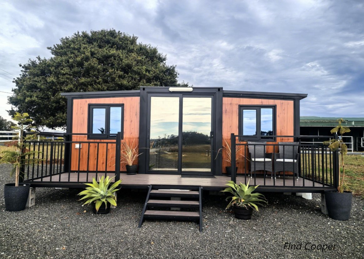 Portable Outdoor Luxury Prefabricated Container House 20/40 FT Prefab Villa House Modern Detached Villa