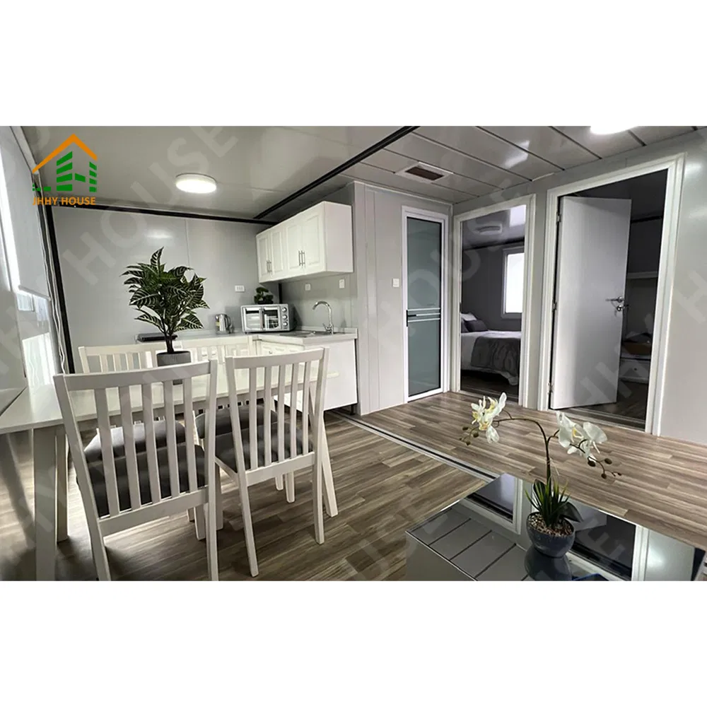 20FT Expandable Weather-Resistant Steel Container House Versatile Use Disaster Relief Hotel Home Office Shop Office Villa Kiosk