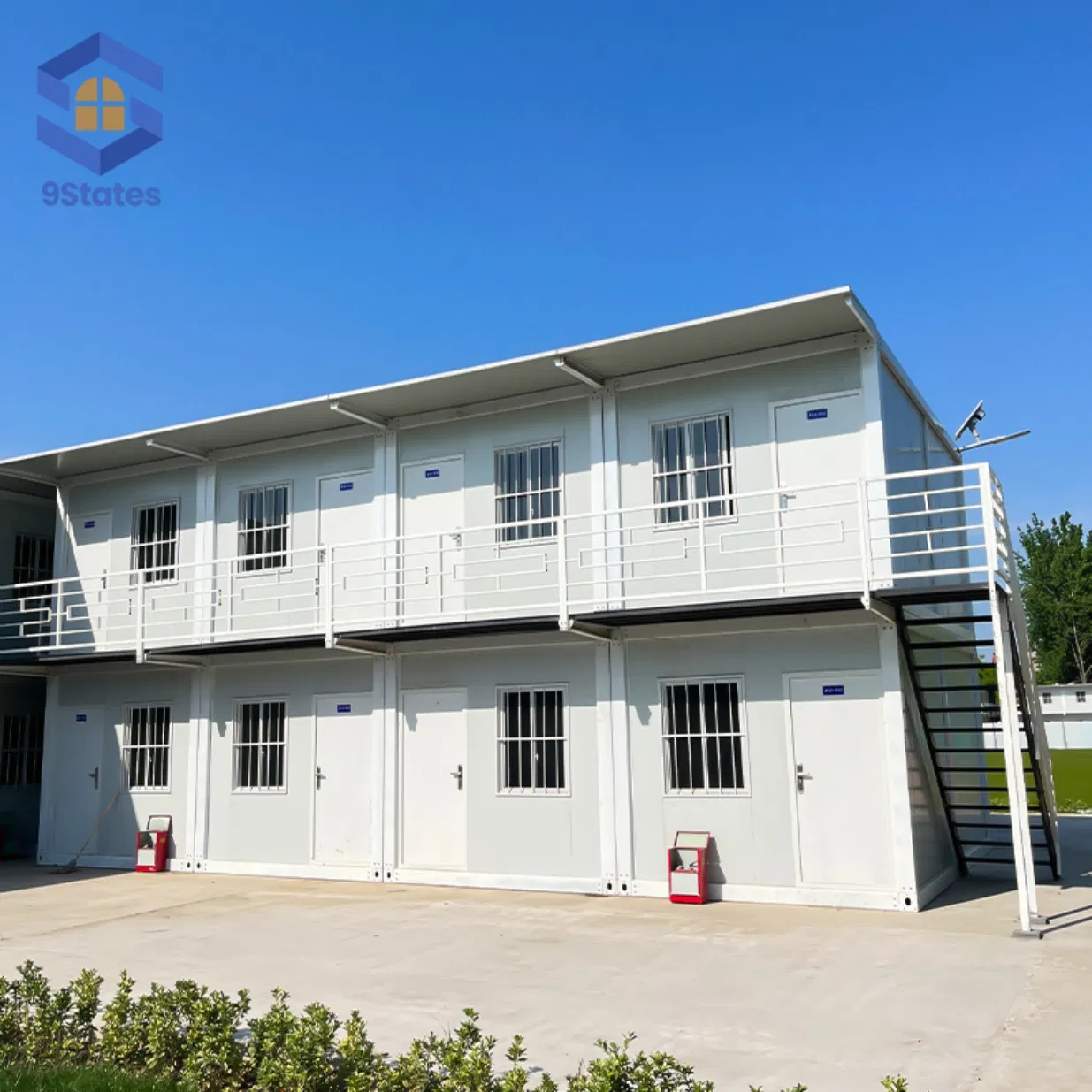 Low Maintenance Cost Customizable Mini Casa Prefab Prefabricated Container Tiny House for Countryside Project Lodging/Military Camps/Tourist Attractions