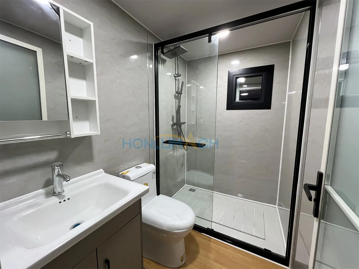 Honlu 20FT Luxury Prefabricated House Detachable Container Modular House Camping 3 Bedroom Double Decker Prefab Tiny Home