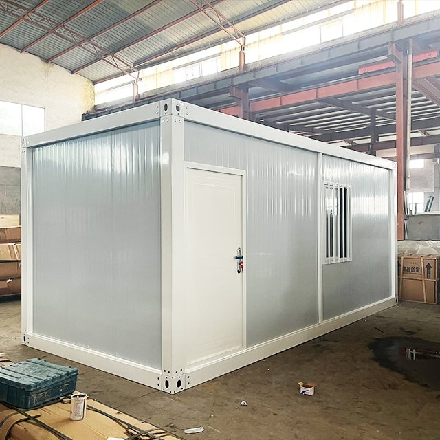 Wholesale Custom Movable Shipping Container House Luxury Homes Prefabricated Insulated Prefab Modular House for Cold Climate