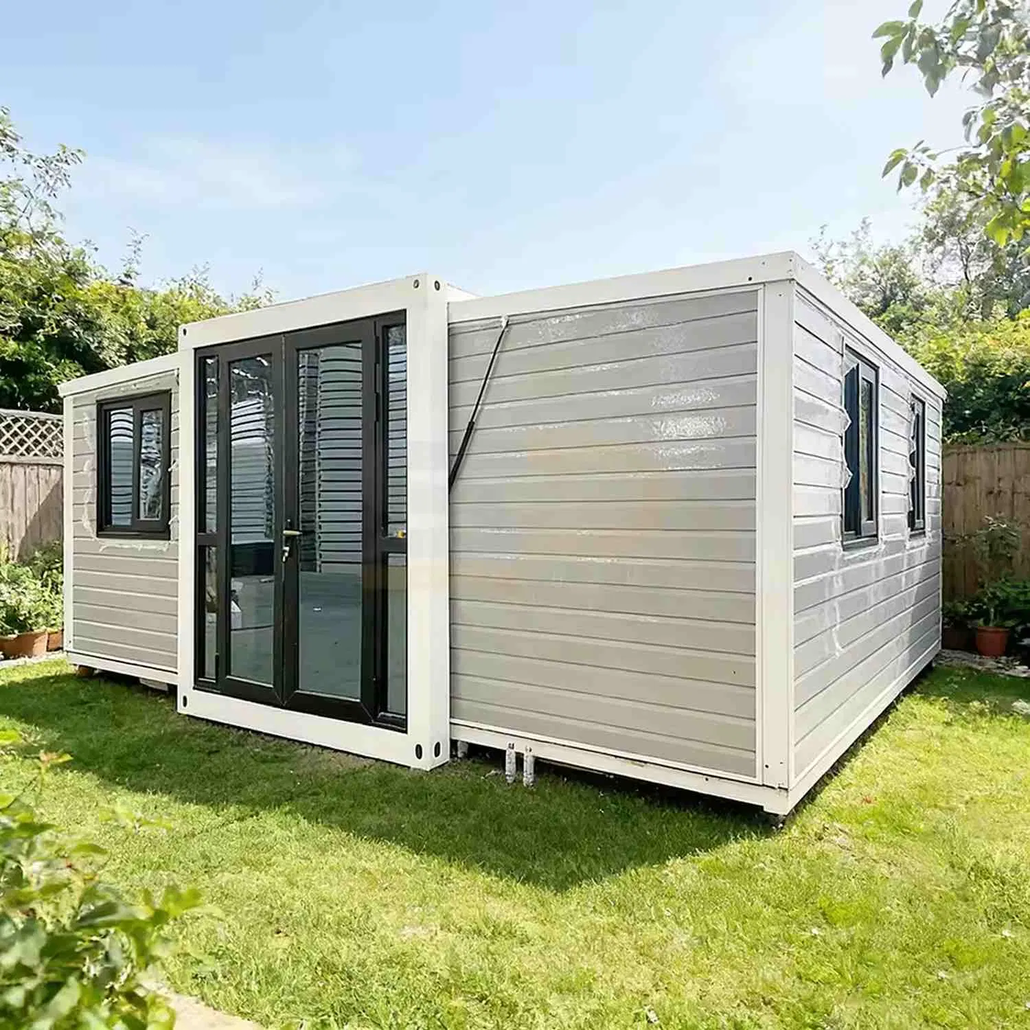 Foldable Container House - Focovir's Innovative Housing Solution