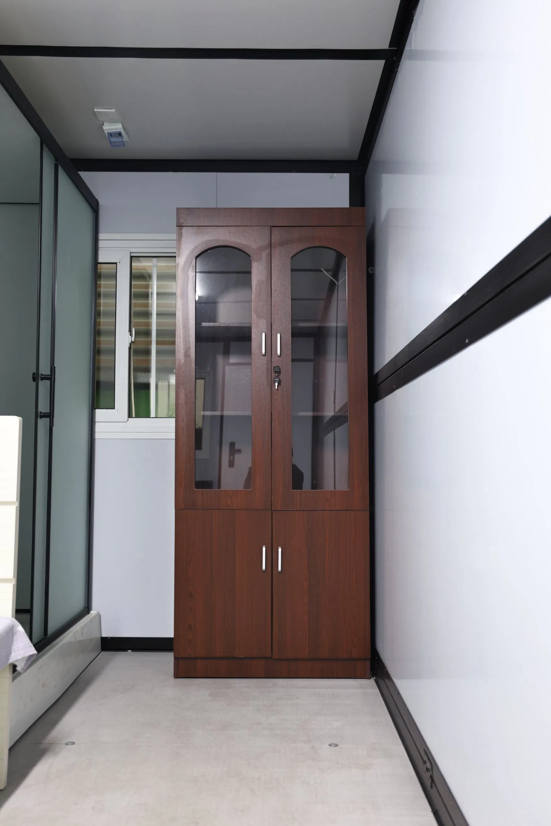 Modular Expandable House with Solar Ready Design off Grid Prefab Container Solution