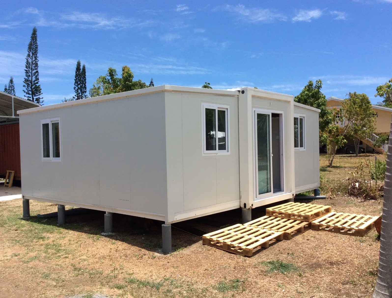 Quick Installation Double-Wing Expandable Modular Prefabricated Container House for Construction Site Dormitories