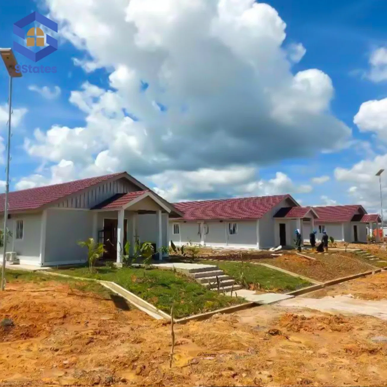 Fire Retardant Lightweight Prefab Prefabricated Container Tiny House for Warehouse Park Dormitory/Military Camps/Student Housing