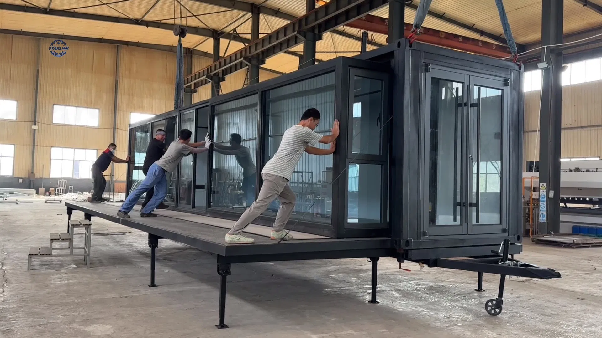 Modular Retail House - Expandable Side Slide Container Shop - 103 Expand