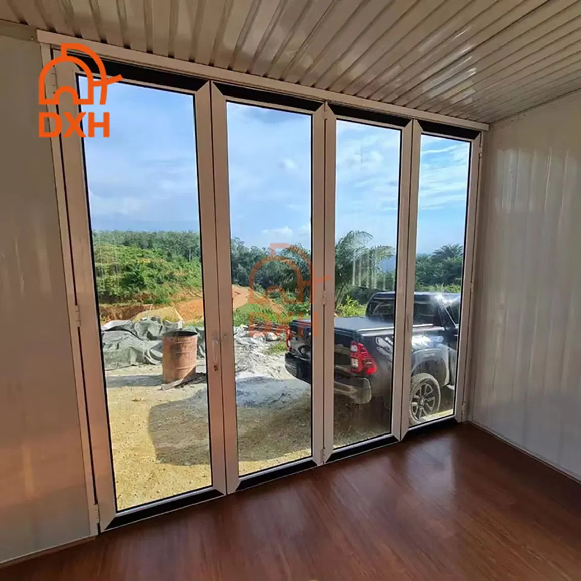 Dxh Portable Factory Customized Store Living Office Prefabricated Warehouse 20FT Suzhou Storeroom Airbnb Flat Pack Camping School Classroom Container House