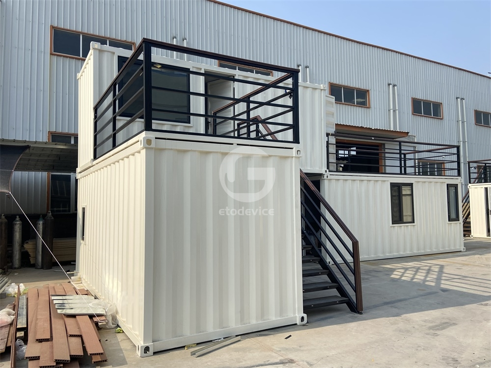 Mobile Container Bar Designs for Events and Pop-UPS