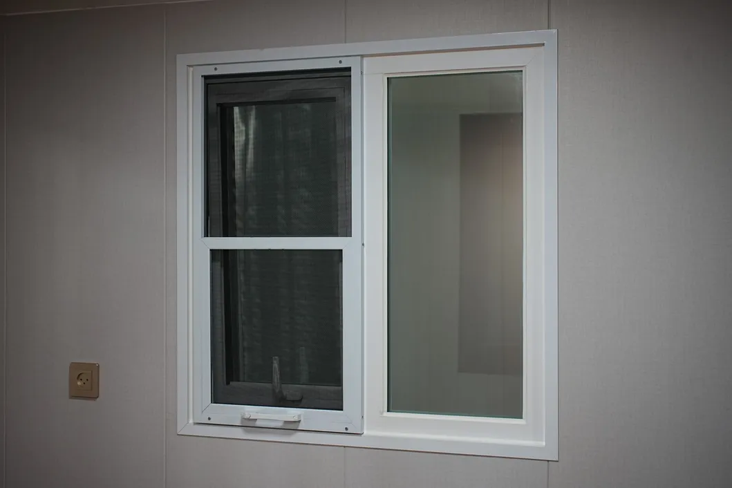 Modern Mobile Living Unit 5