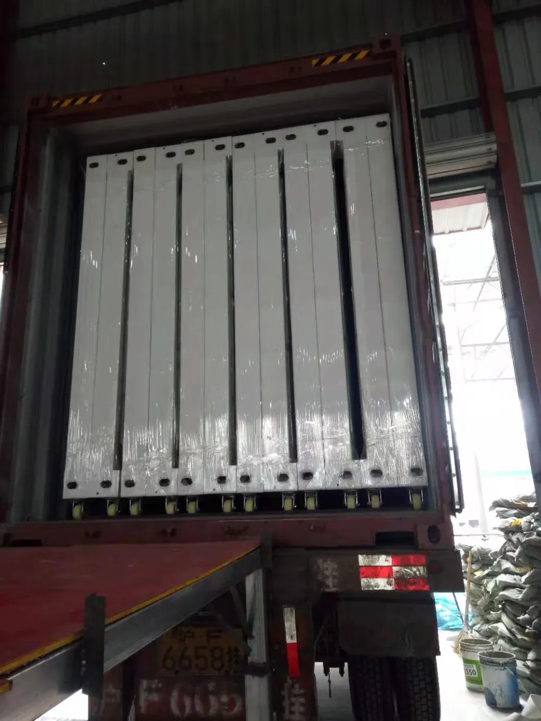 Container Apartment Shipping 1