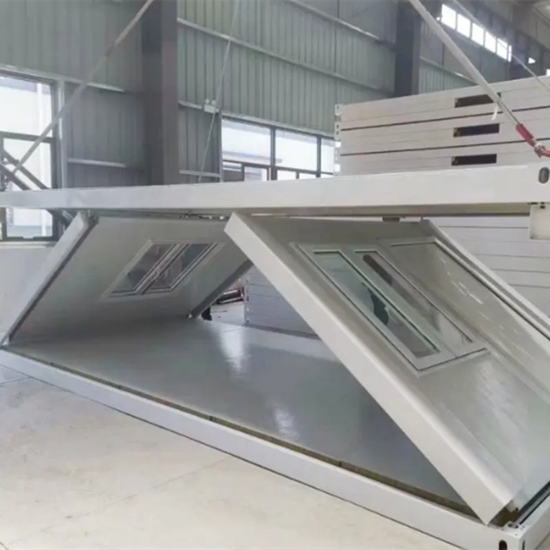 Temporary Container House Accommodation with Toilets for Disaster Relief or Large Events