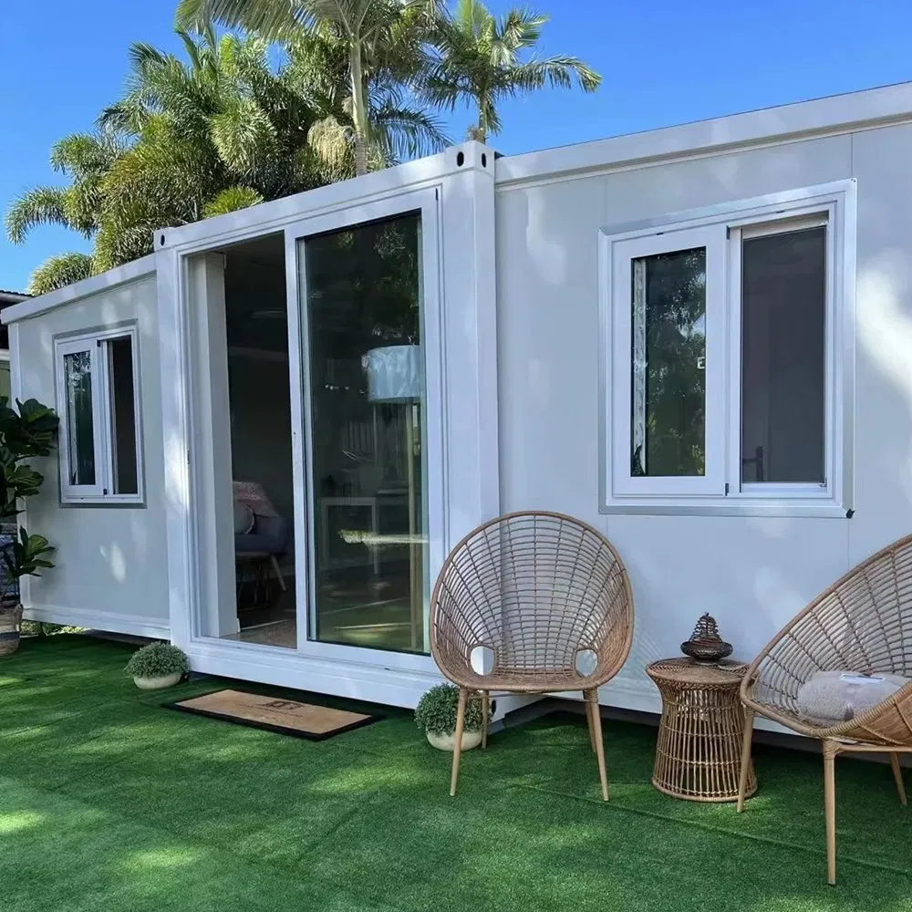 20FT 40FT Prefab Expandable Container House with off Grid Solar System