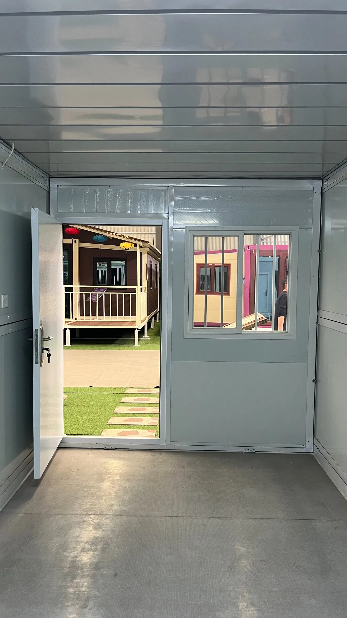 Prefabricated House Foldable Container House Workers' Dormitory Emergency Housing Casa Contenedor Plegable