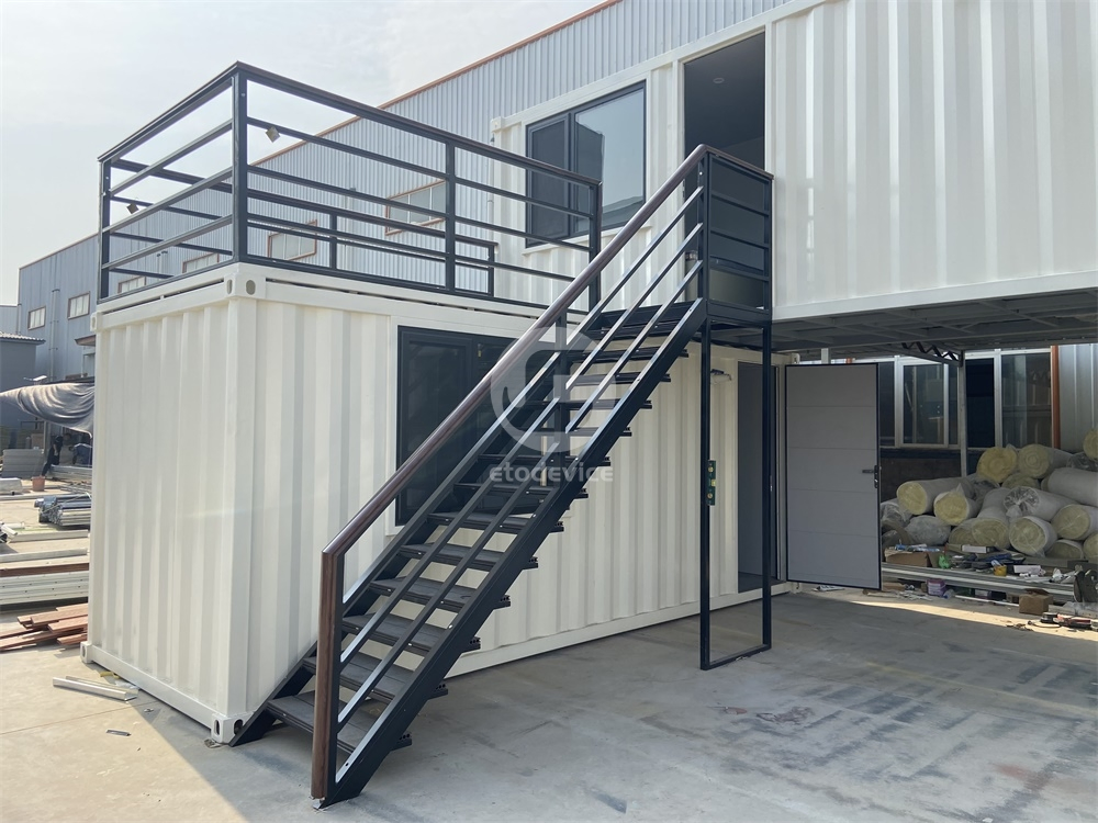 Industrial Chic Coffee Shop Made From Shipping Containers