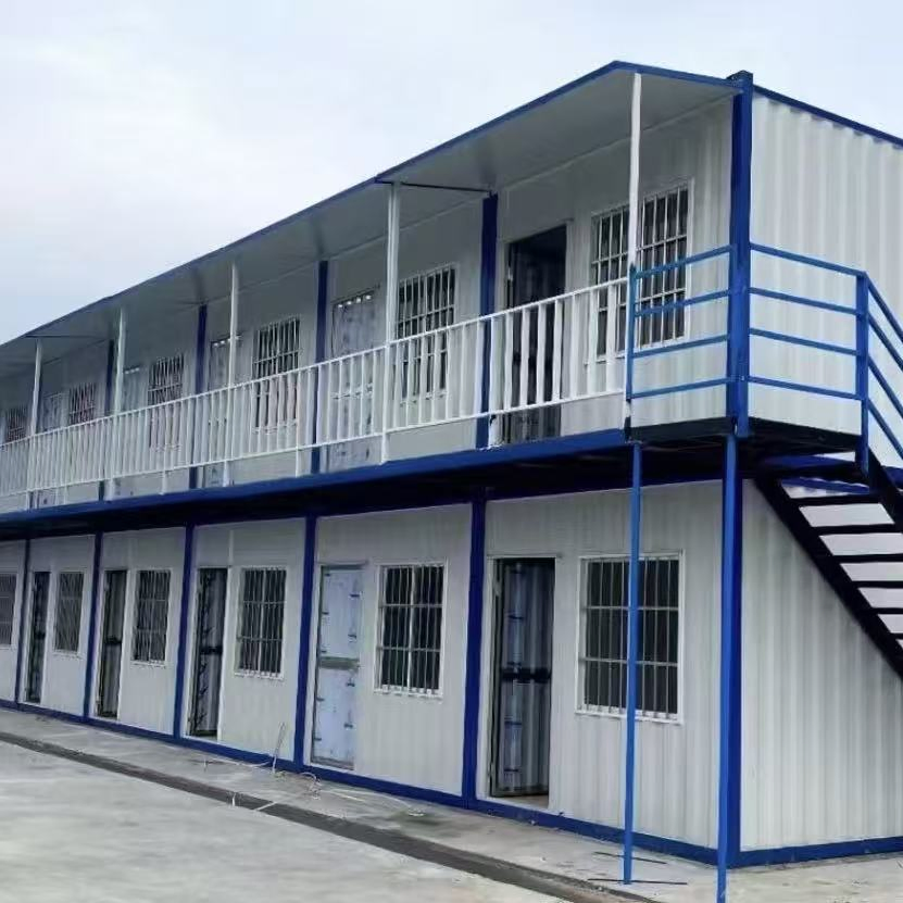 Solar Powered Expandable Container House off-Grid for Farm Accommodation