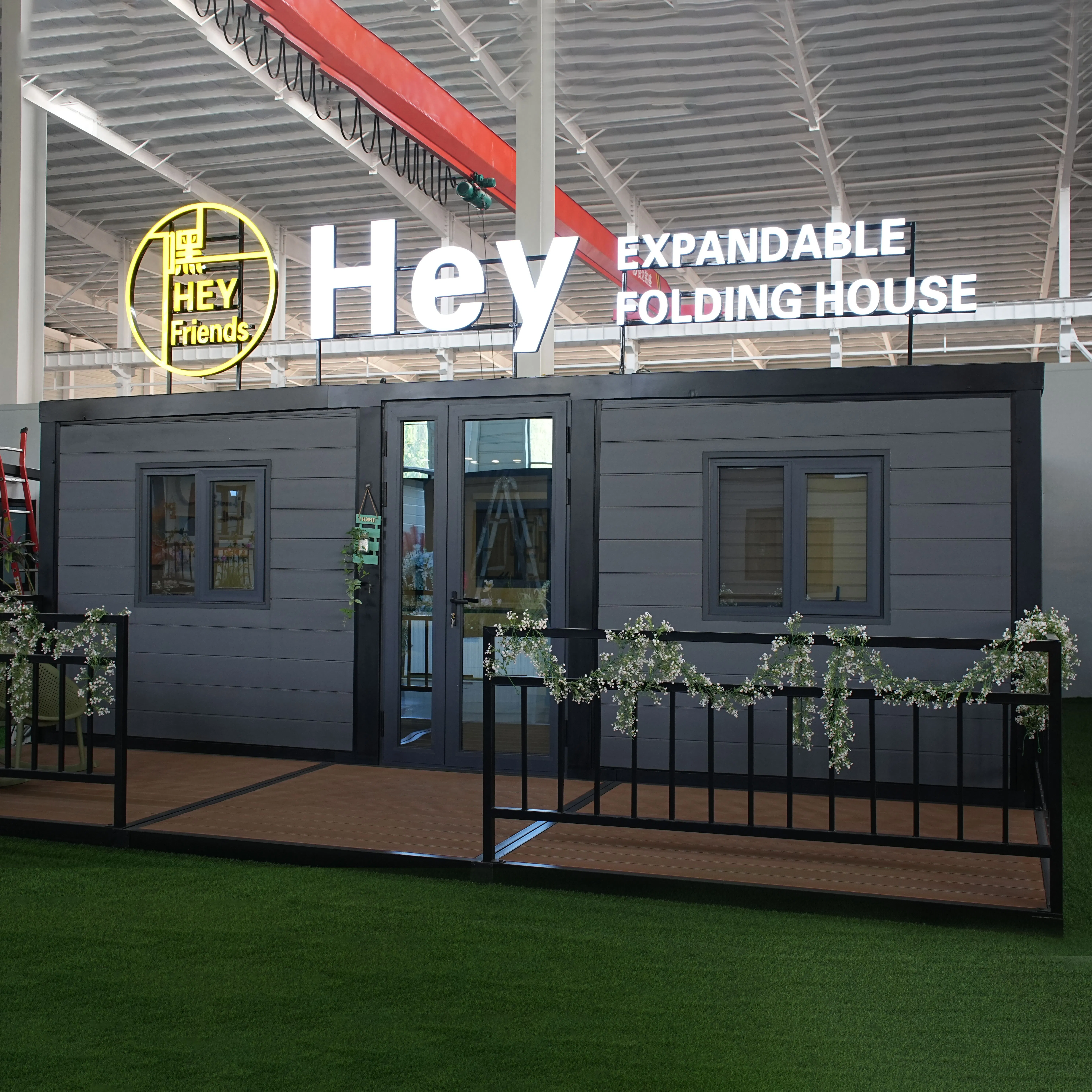 Flexible Prefab Housing Solution for Comfortable Temporary Stay