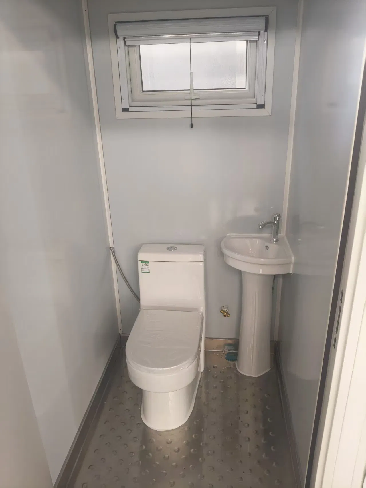 Portable Toilet Unit with Water Tank for Construction Sites and Outdoor Events