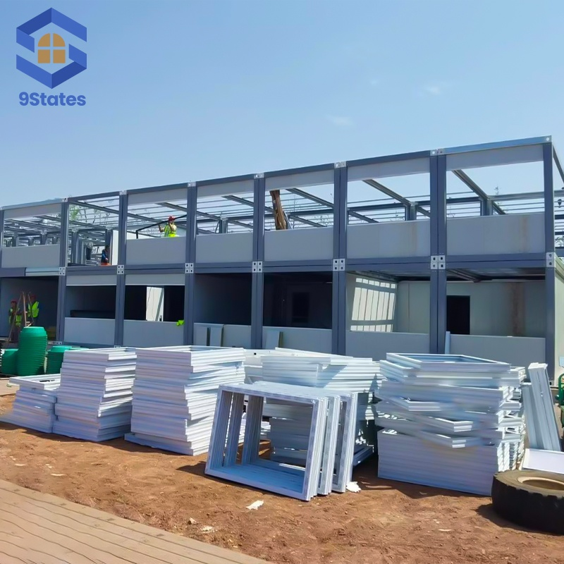 20FT Prefabricated Portable House Customized Size Stackable Impact Resistant UV Resistant Anti Rust Modular Dormitory Office Fold Container House Prefab House