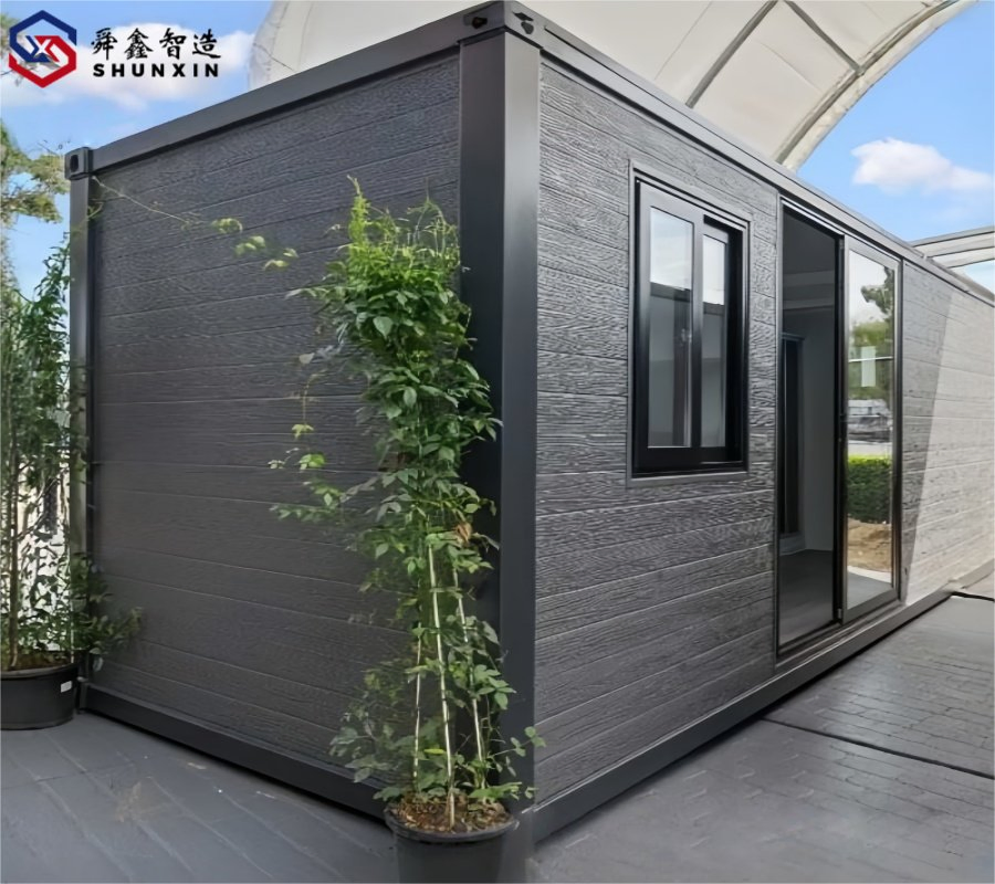 OEM&ODM Container Modular Prefabricated Vessel Modern Capsule Luxury Prefab House Villa