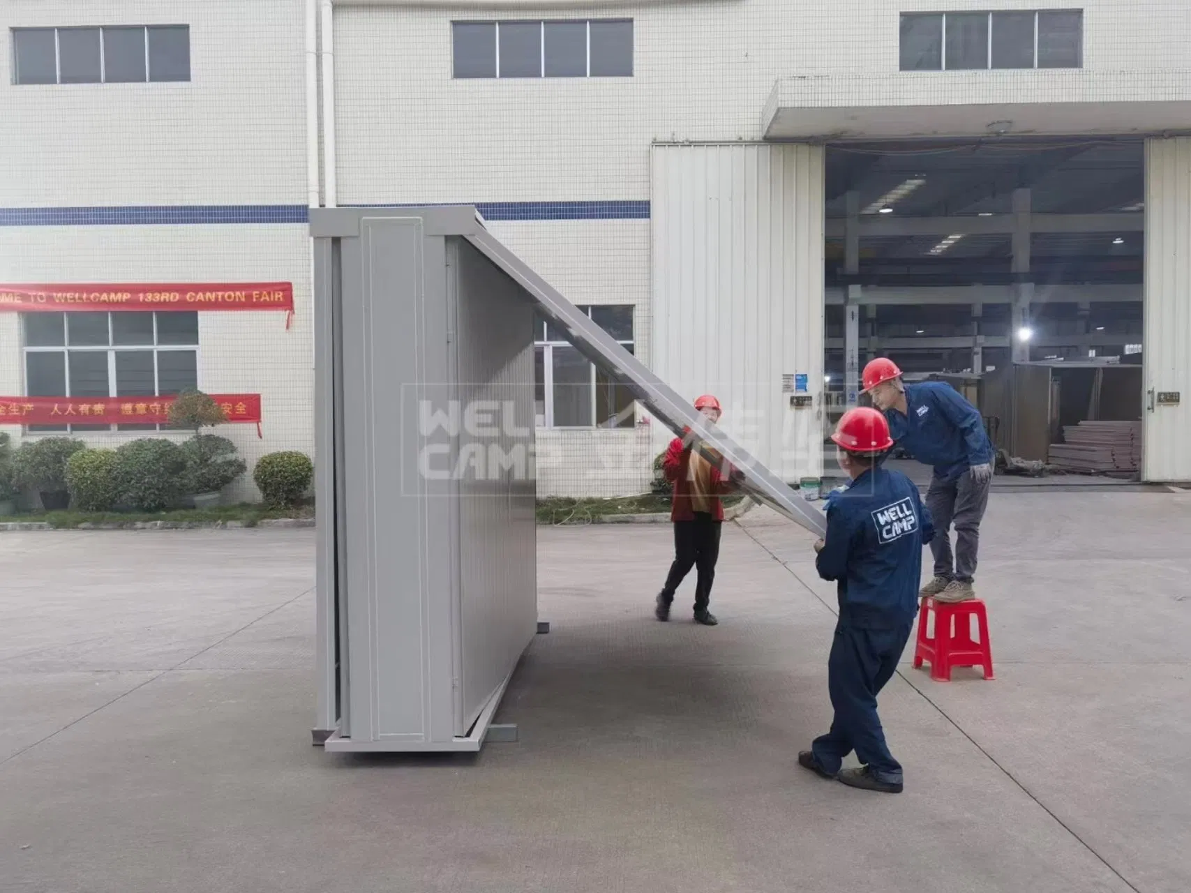 Mining/Plantation/Border/Construction/Refugee/Disaster Relief Camp Expandable Tiny House Mega 20sqm Middle East Foldable Container Home Gaza China Suppiler