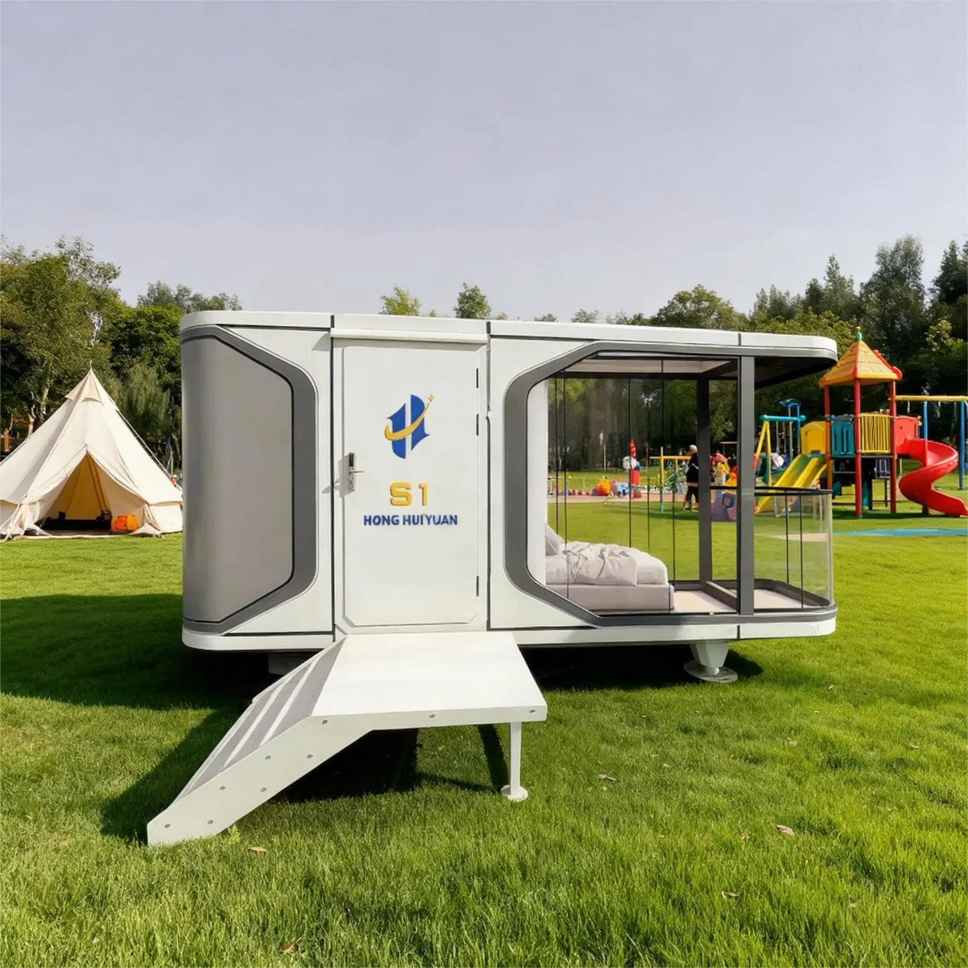 Capsule House Exterior