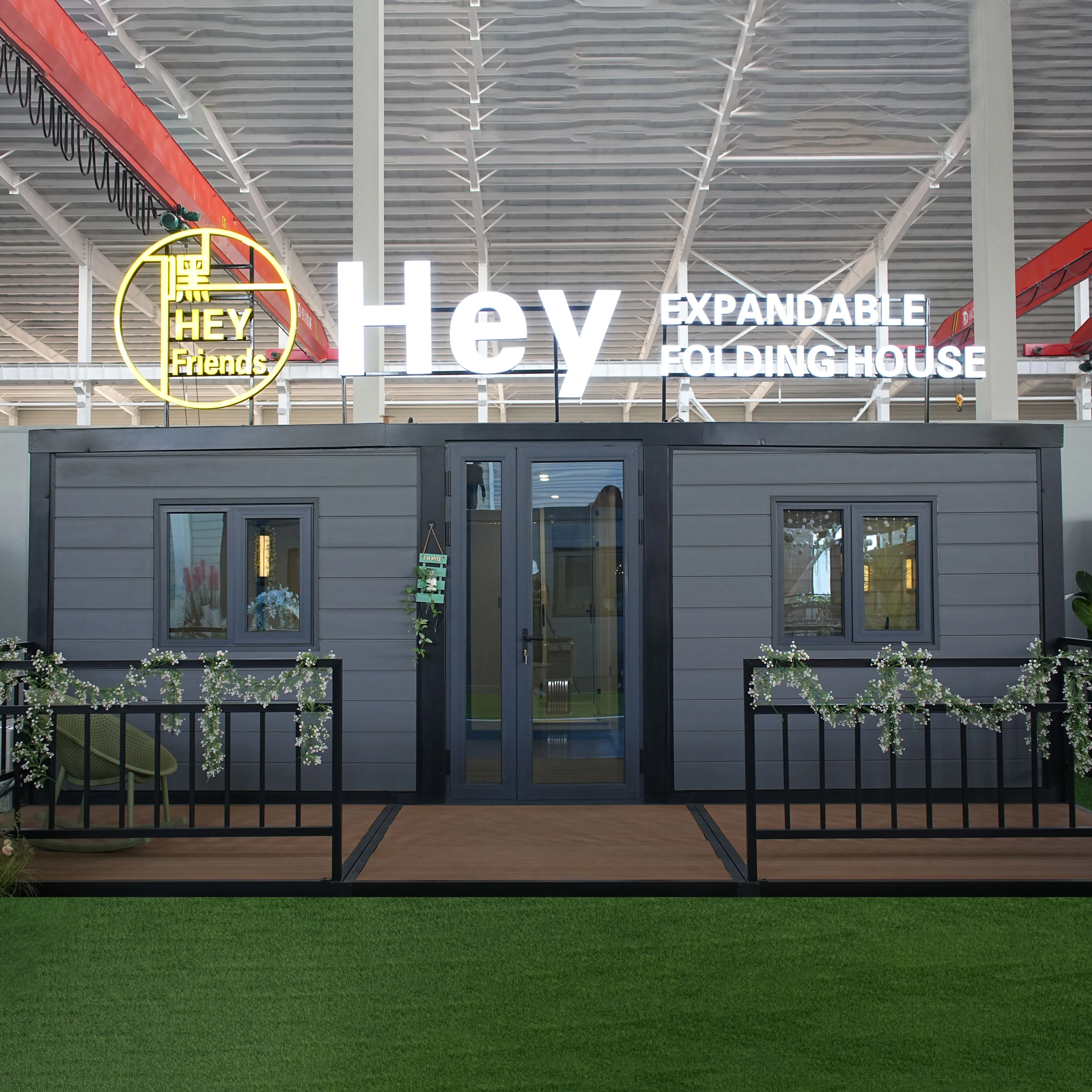 Flexible Prefab Housing Solution for Comfortable Temporary Stay