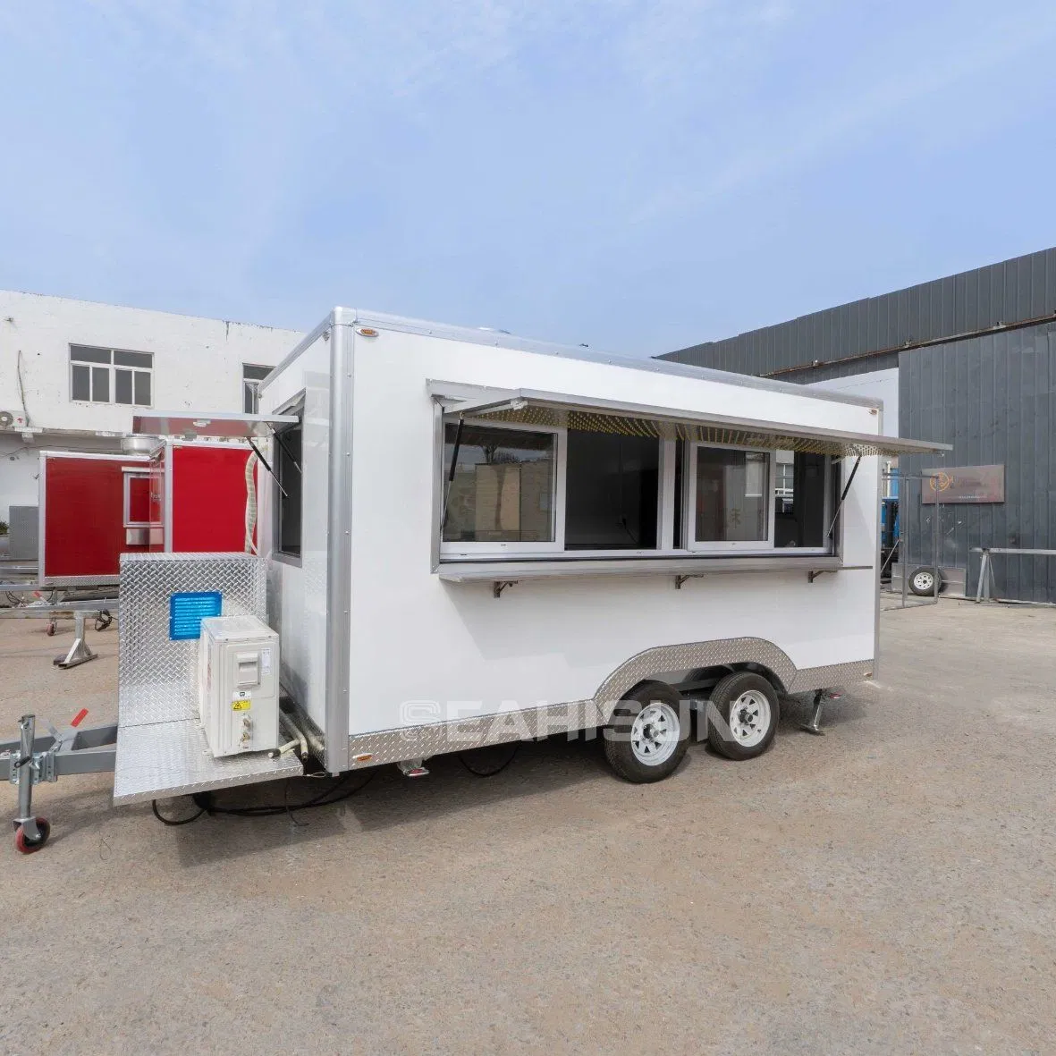Customized Hot Dog Hamburger Pizza Fast Food Truck Food Trailer Juice Bar Car Hot Dog Cart with Grill Mobile Pizza Fast Food Cart with Full Kitchen for Sale