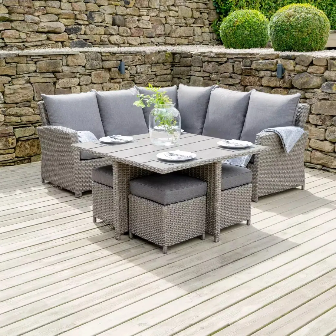Patio Rattan Furniture Backyard Dining Table and Chair Outdoor Wicker Sectional Garden Modern Outdoor Sofa