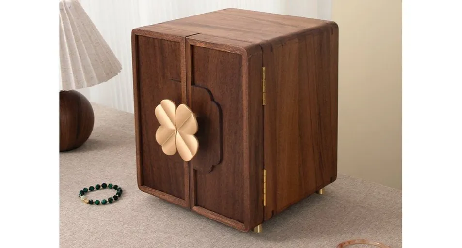 Four-Leaf Clover Luxury Storage Box
